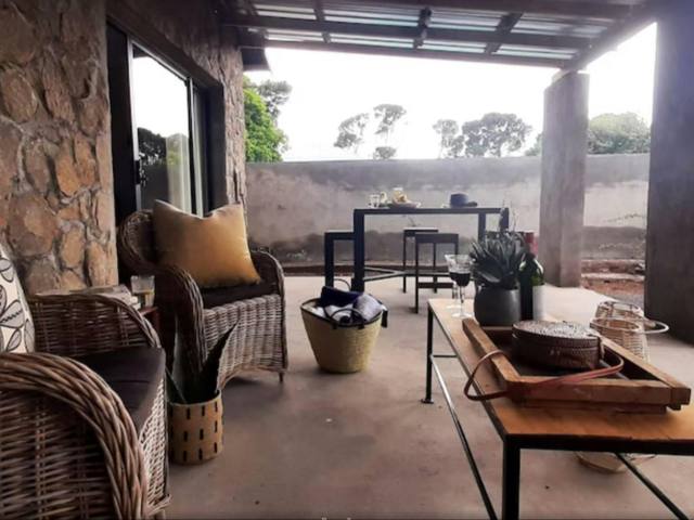 Covered patio with outdoor furniture